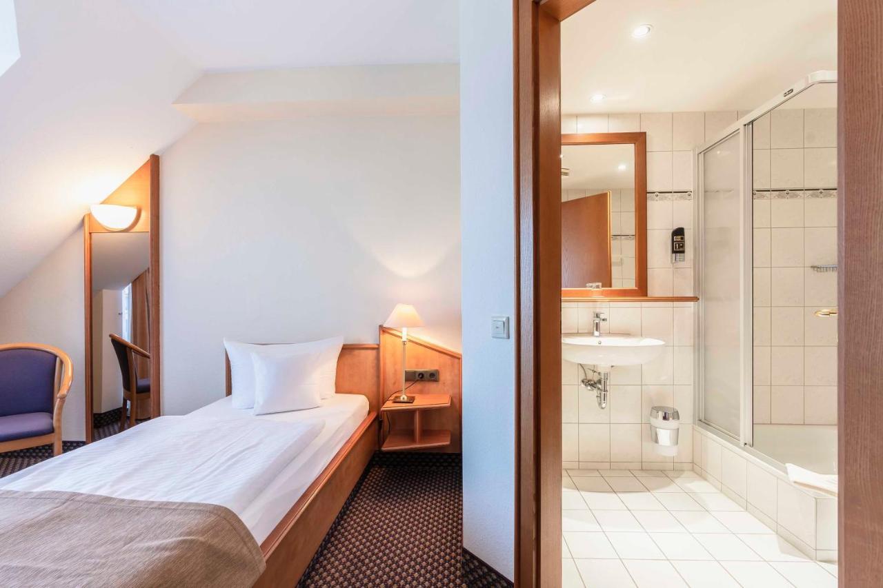 Hotel Markgraf Ленін Екстер'єр фото