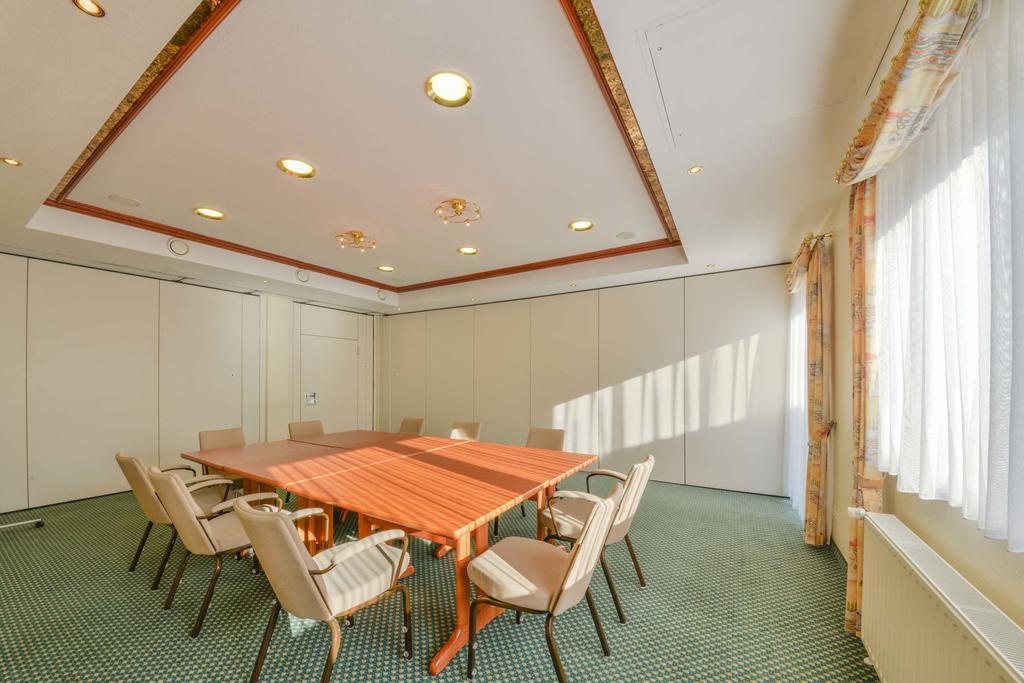 Hotel Markgraf Ленін Екстер'єр фото